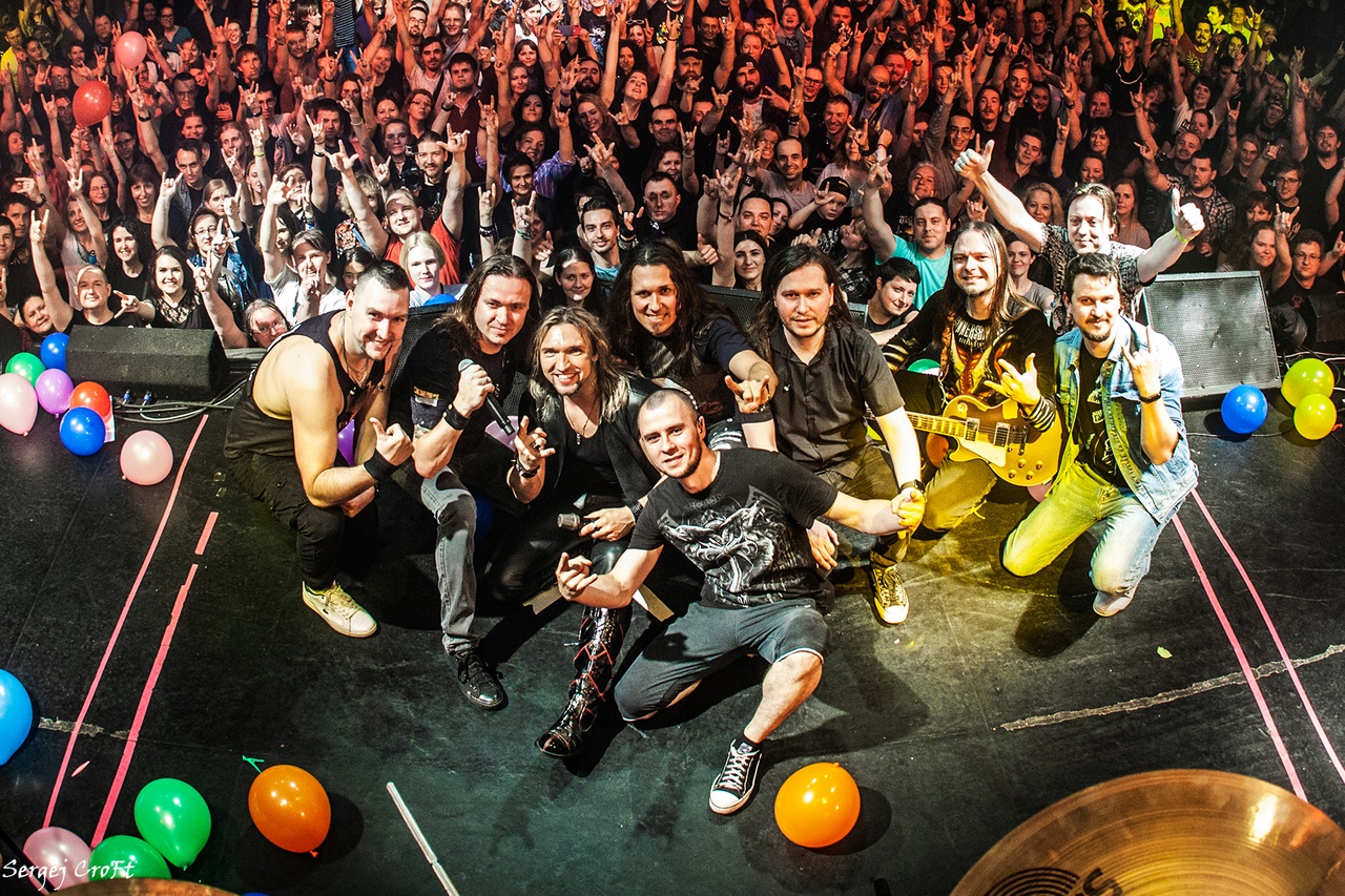 Напомним, 25 января во Владимир с концертом приедут музыканты известной метал-группы «Гран-КуражЪ». Ее гитарист Михаил Бугаев уже поведал нам некоторые подробности, а сегодня предоставляем слово солисту коллектива - Петру Елфимову