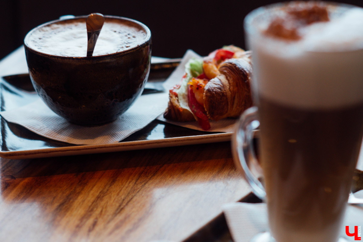 Вместе с автором рубрики “Модный чиновник” Соней Леткой раскрываем секреты успеха, которые помогут не загубить все на моменте знакомства с девушкой