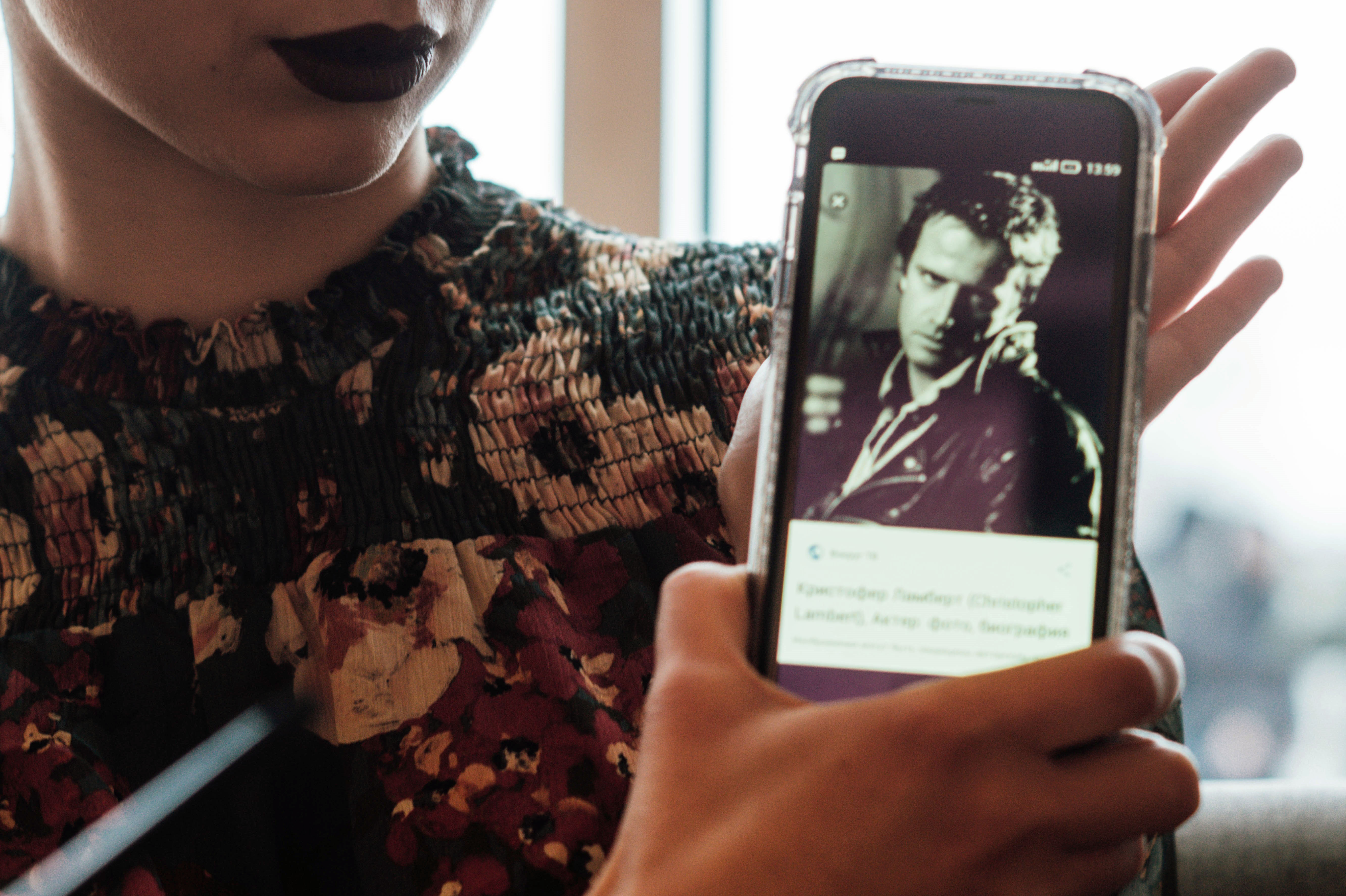 Вместе с автором рубрики “Модный чиновник” Соней Леткой раскрываем секреты успеха, которые помогут не загубить все на моменте знакомства с девушкой