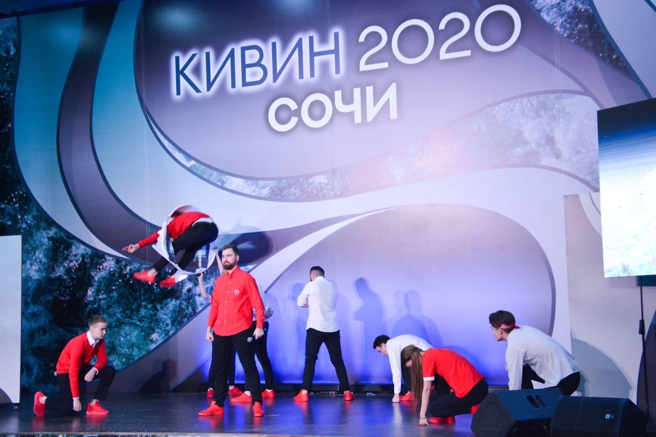 Самые пластичные и прыгучие кавээнщики области устояли в жестком отборе Первой телевизионной лиги и дошли до “боссов” - старшего и младшего Масляковых