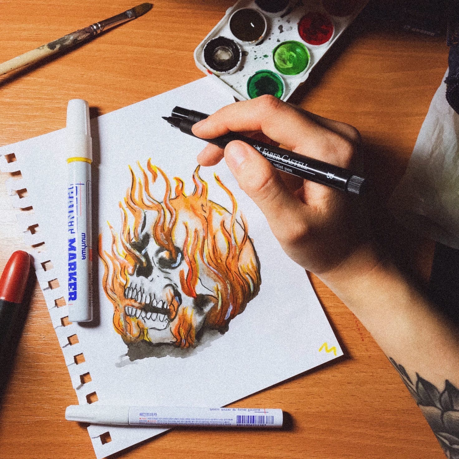 Вы точно видели работы этих прекрасных девушек на татуировках, логотипах и даже стенах заведений. Рассказываем о художницах, которые покорили наш город и готовятся покорять Вселенную