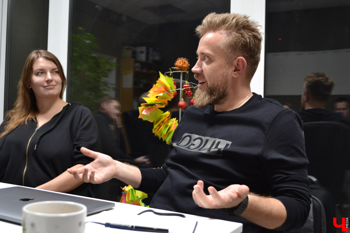 22 января молодые и предприимчивые дизайнеры, художники, видеографы, представители рекламного бизнеса и журналисты собрались вместе, чтобы обсудить создание кода, логотипа и бренда города