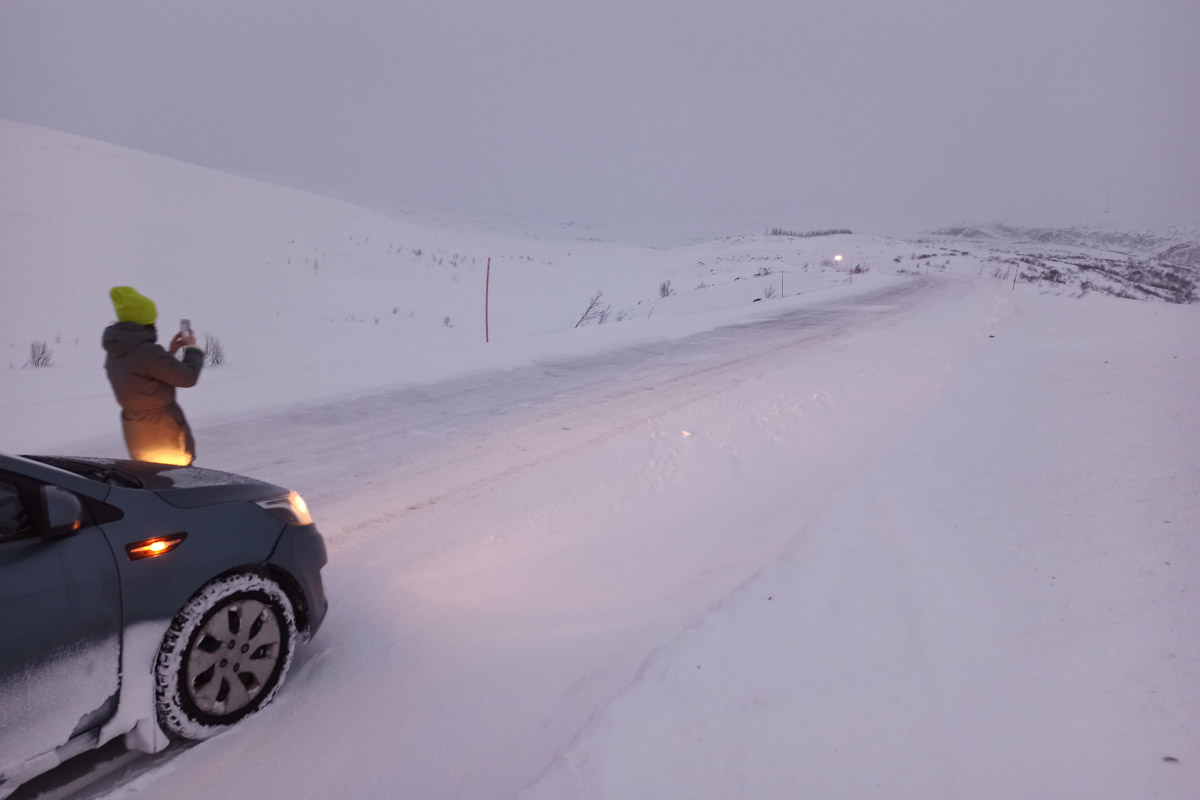 Андрей Дубровский планировал отправиться в семейное путешествие до Териберки, где снимался “Левиафан” Звягинцева. Но жизнь внесла свои коррективы