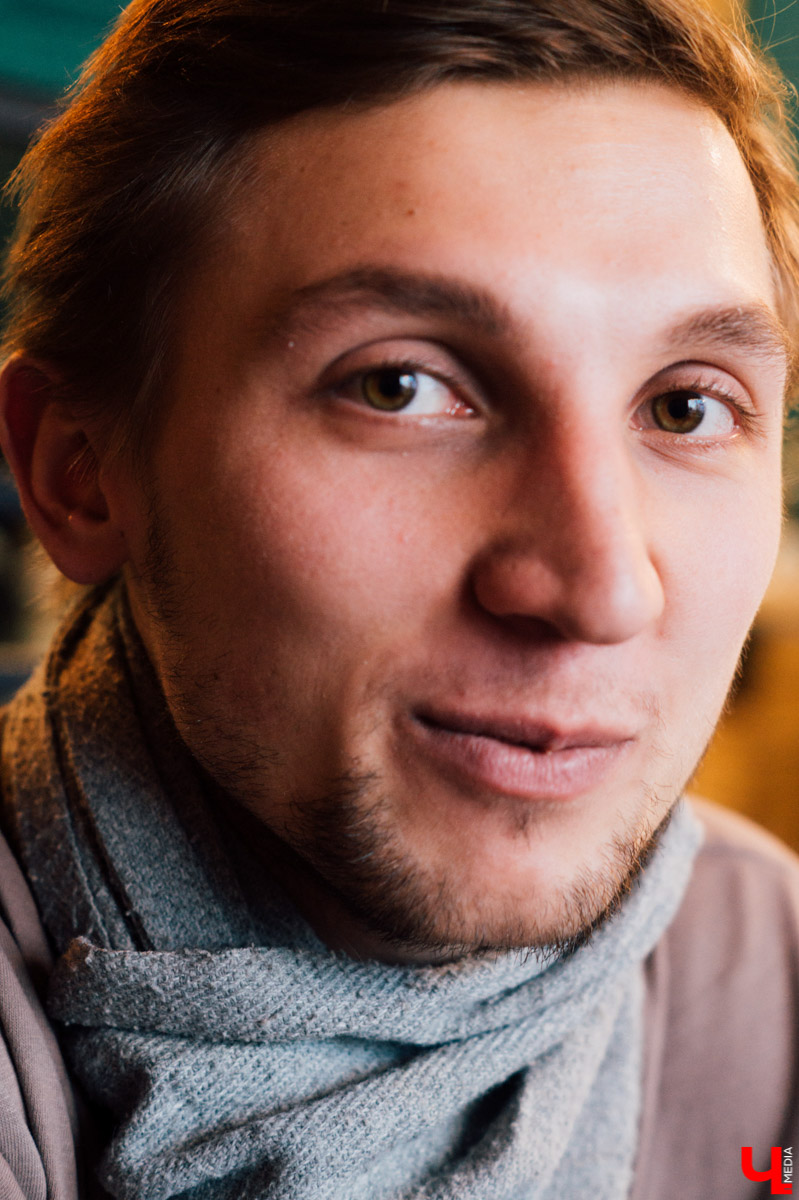 Андрей Дубровский планировал отправиться в семейное путешествие до Териберки, где снимался “Левиафан” Звягинцева. Но жизнь внесла свои коррективы