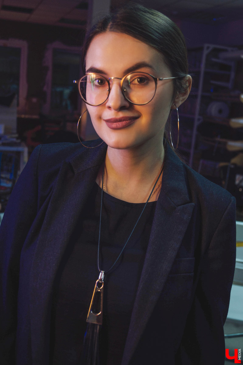 Узнали много интересного о новых гаражных распродажах во Владимире и собрали с помощью стилиста три бюджетных look`а на все случаи жизни