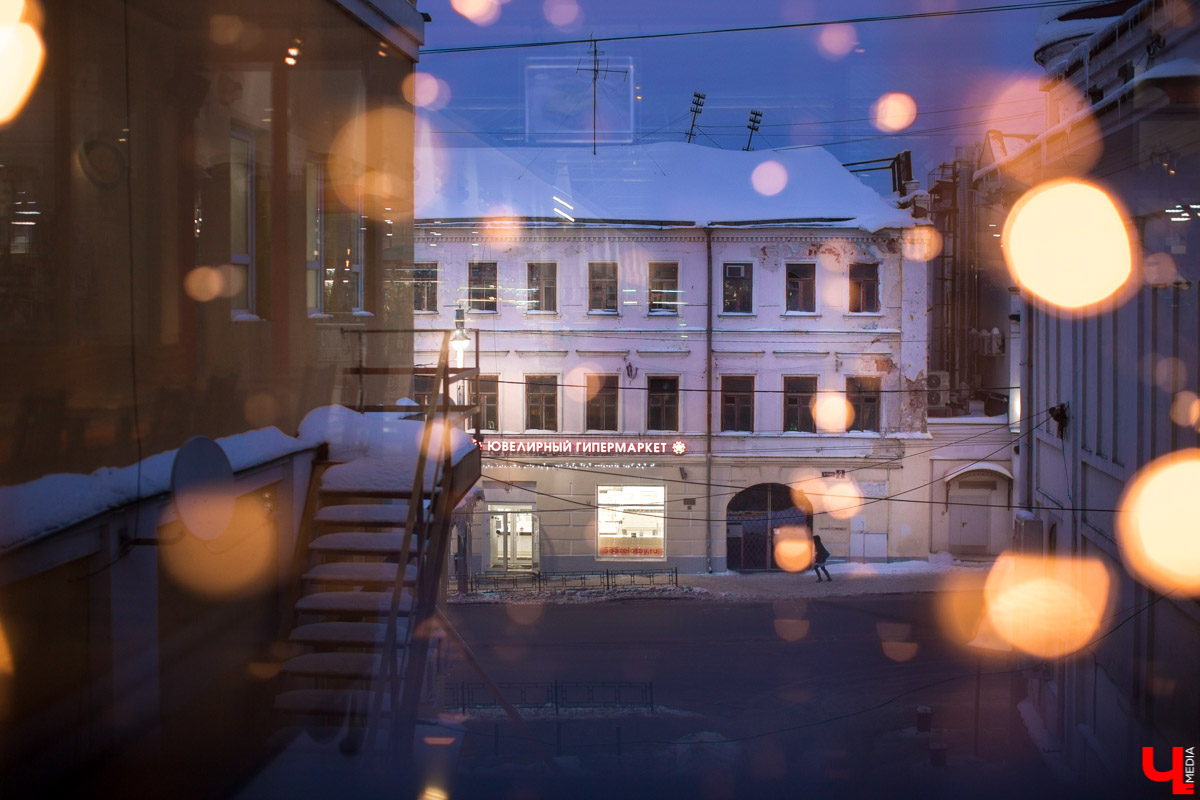 В центре Владимира ремонтируют старинное здание. Речь идет о памятнике культурного наследия, доме купца Васильева