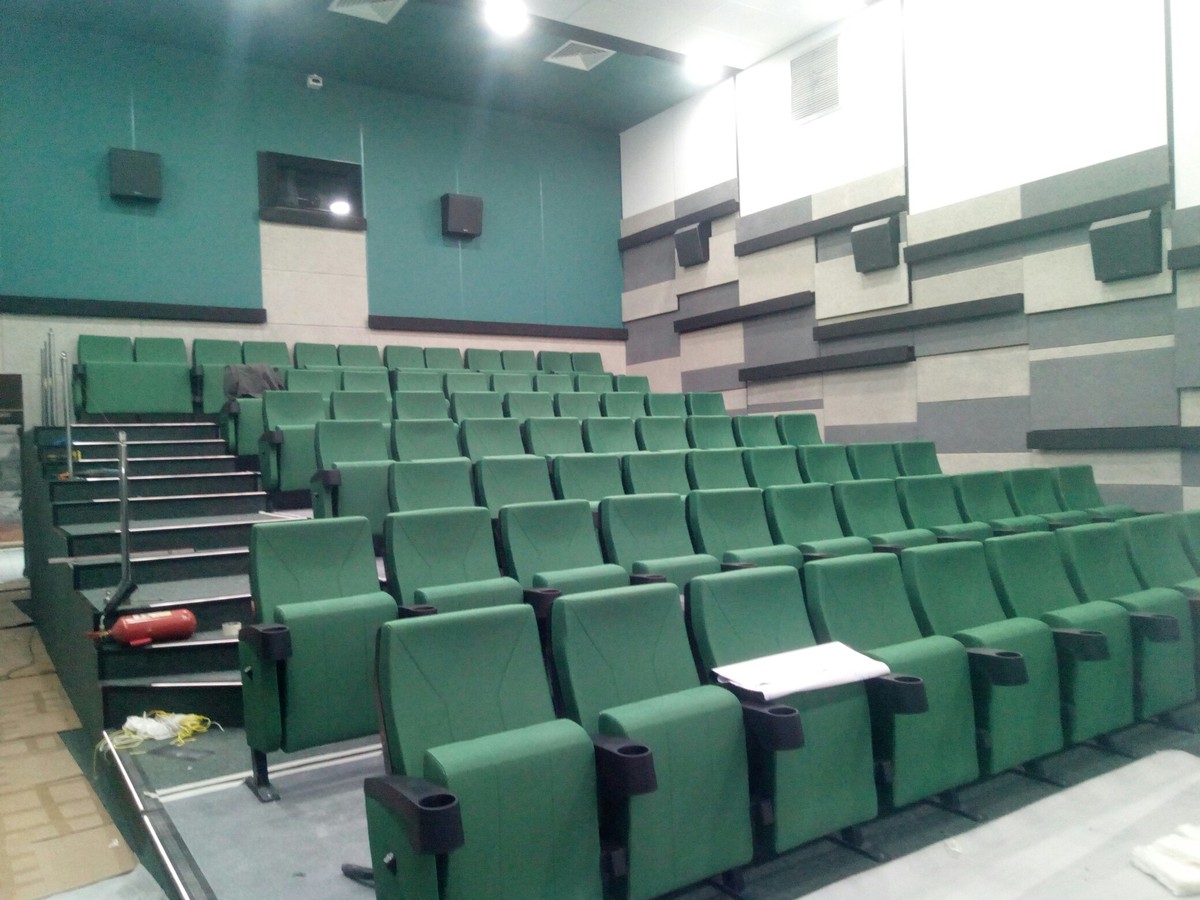 Третье место по посещаемости кинотеатров в ЦФО - это неспроста. Разбираемся, куда жители Владимирской области ходят в кино и почему оно вдруг стало таким популярным