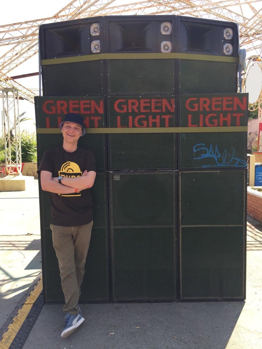 Нетипичные тусовки города с ямайскими мотивами и драм-энд-бэйсом уже полюбились горожанам. Тем, кто не в курсе дела, к прочтению обязательно!