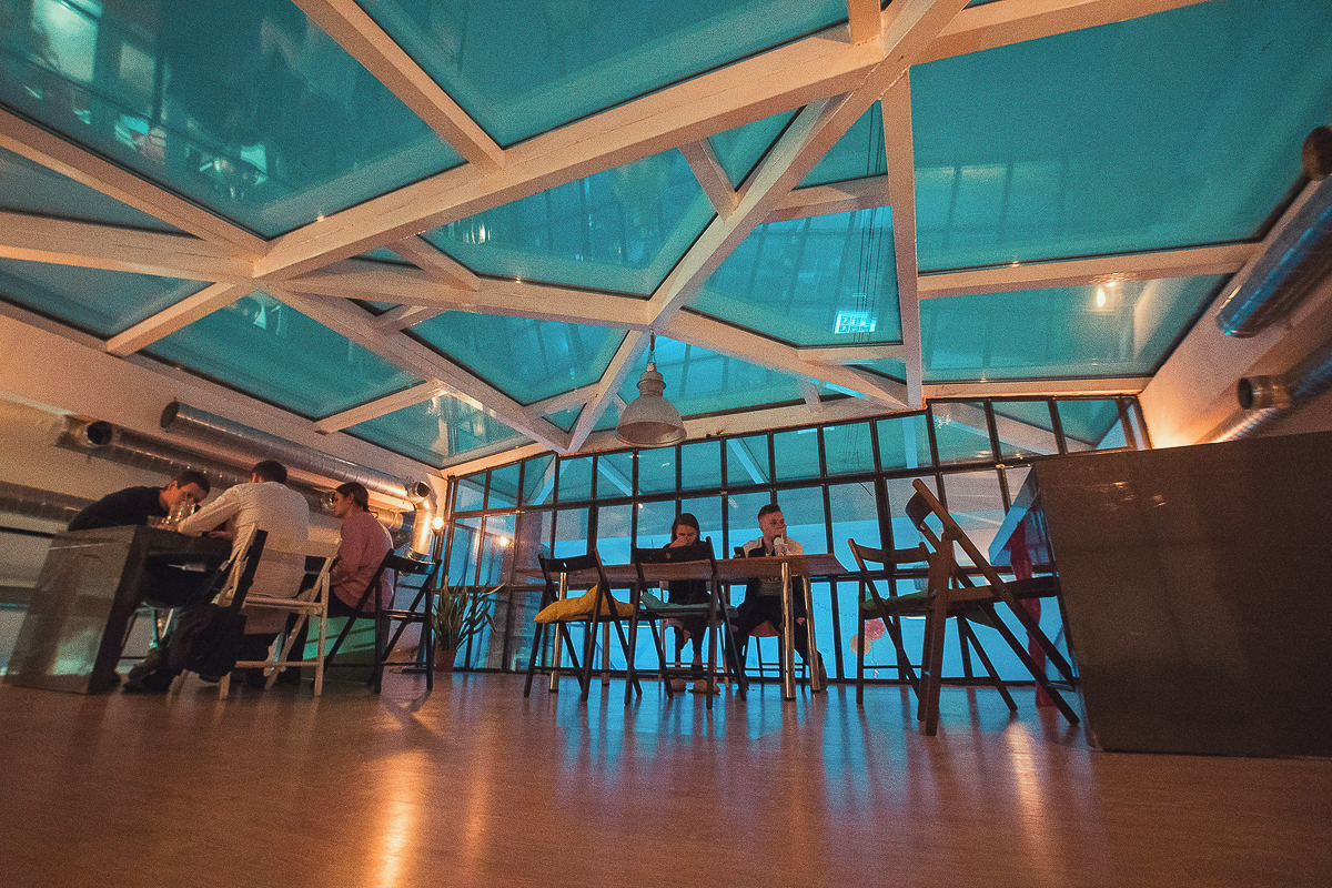 С работой Сергея Кипера знакома добрая половина города, но даже не подозревает об этом. Рассказываем о жизни и творчестве яркого дизайнера-строителя-«человека-на-все-руки»