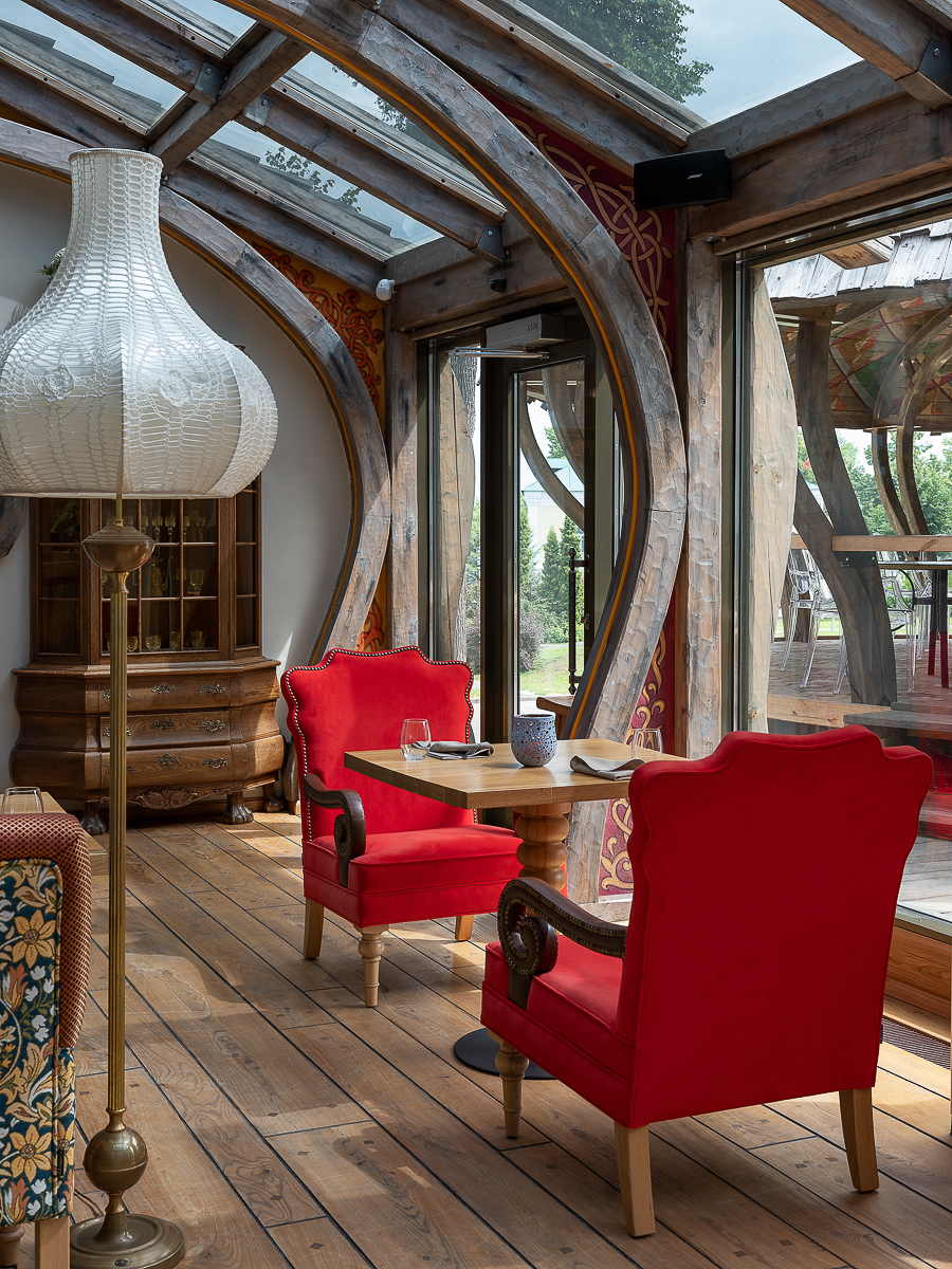 14 февраля в ресторане «Лепота» в Суздале состоится необычное мероприятие — «15 дней до весны, гастрономический гала-ужин в четыре руки». Звездный гость — Константин Ивлев