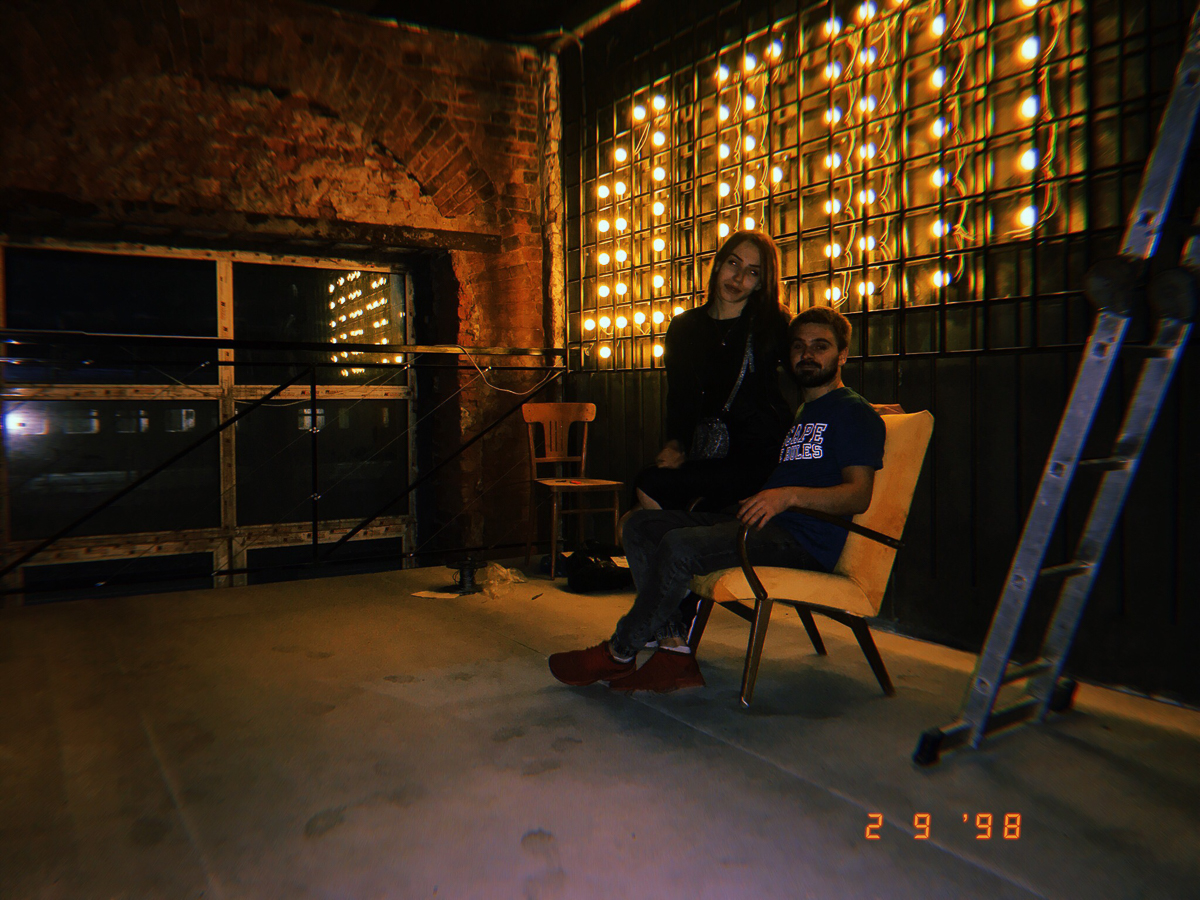 Самые интересные идеи рождаются благодаря вдохновению. Соня Цымбалюк, соучредитель двух популярных заведений во Владимире и Радужном, черпает его от животных. Рассказываем об олене, еноте, ястребе и других пушистых любимцах серьезной девушки