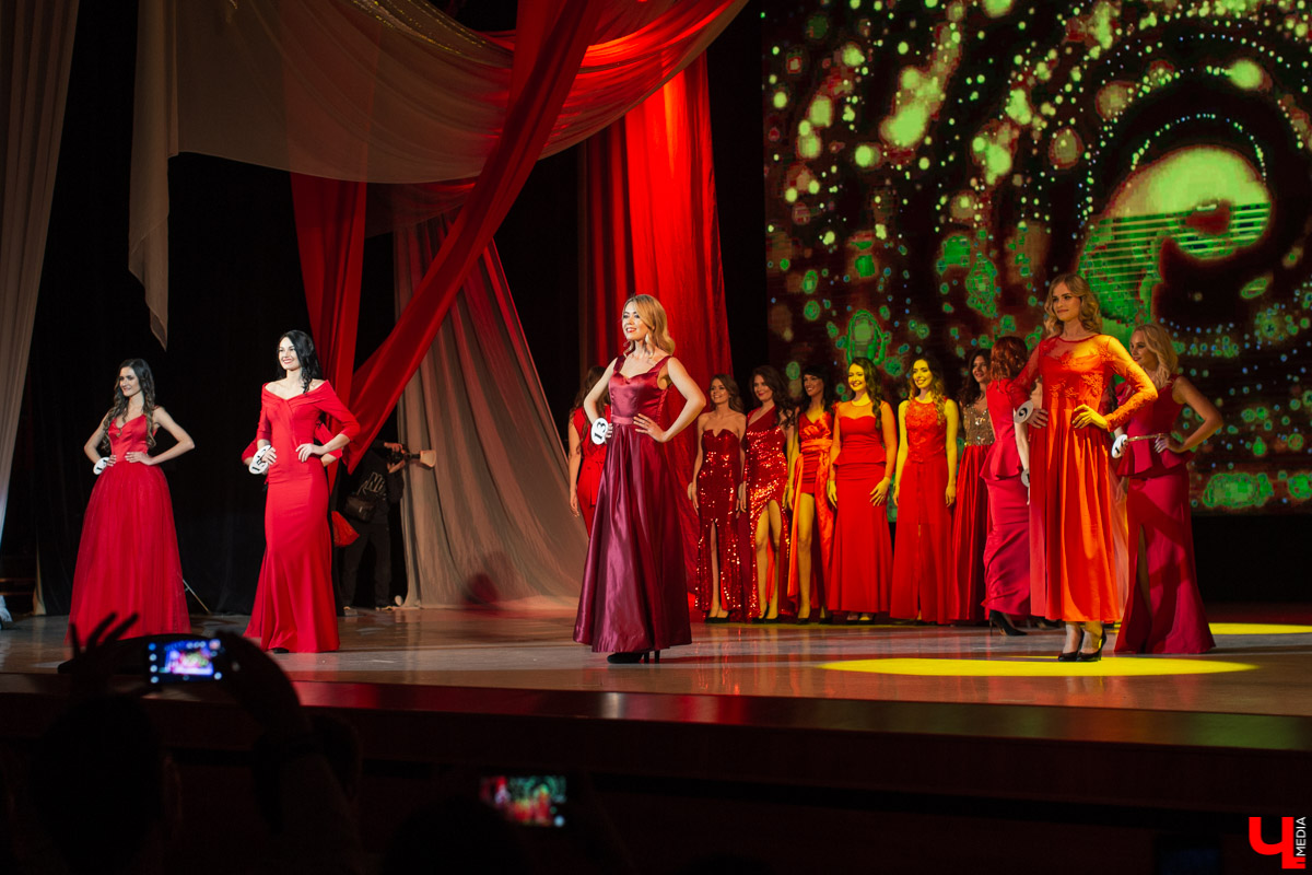 8 февраля состоялся финал конкурса «Владимирская красавица-2020». Корону победительницы получила Александра Дашкевич