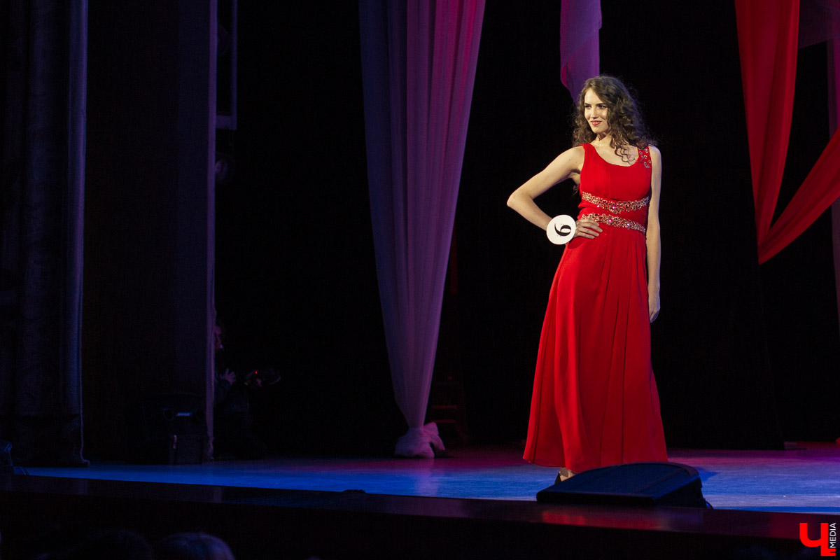 8 февраля состоялся финал конкурса «Владимирская красавица-2020». Корону победительницы получила Александра Дашкевич