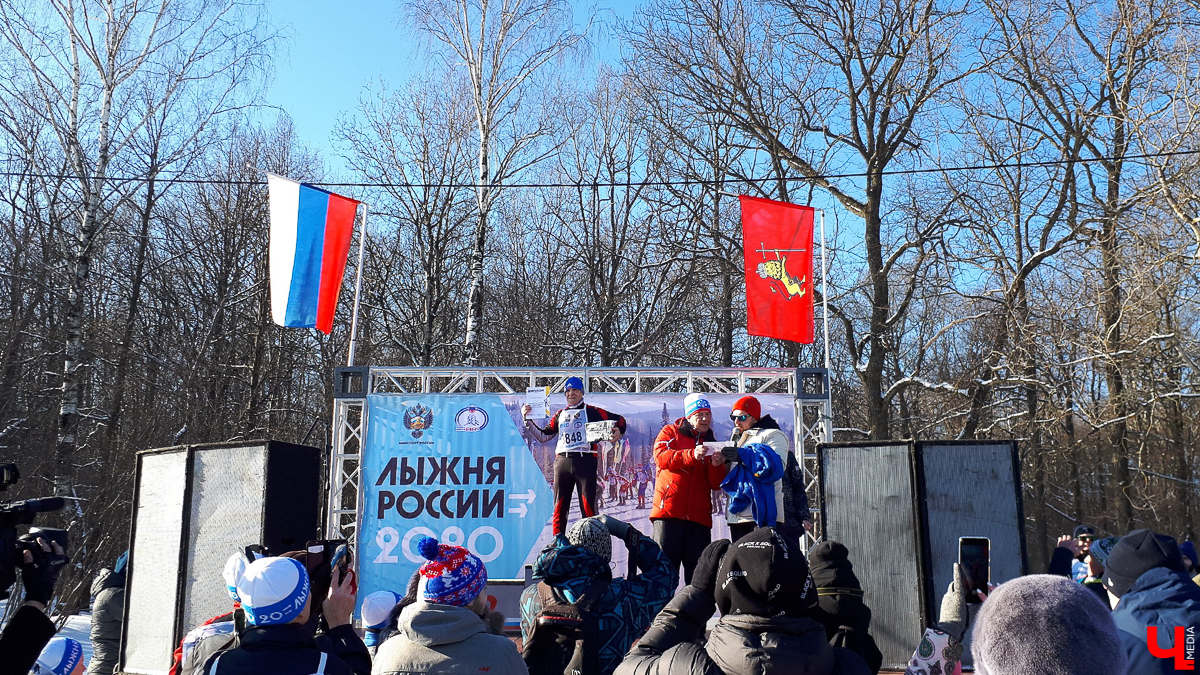 8 февраля в парке «Дружба» прошли соревнования «Лыжня России-2020». В них поучаствовали 11 300 человек.