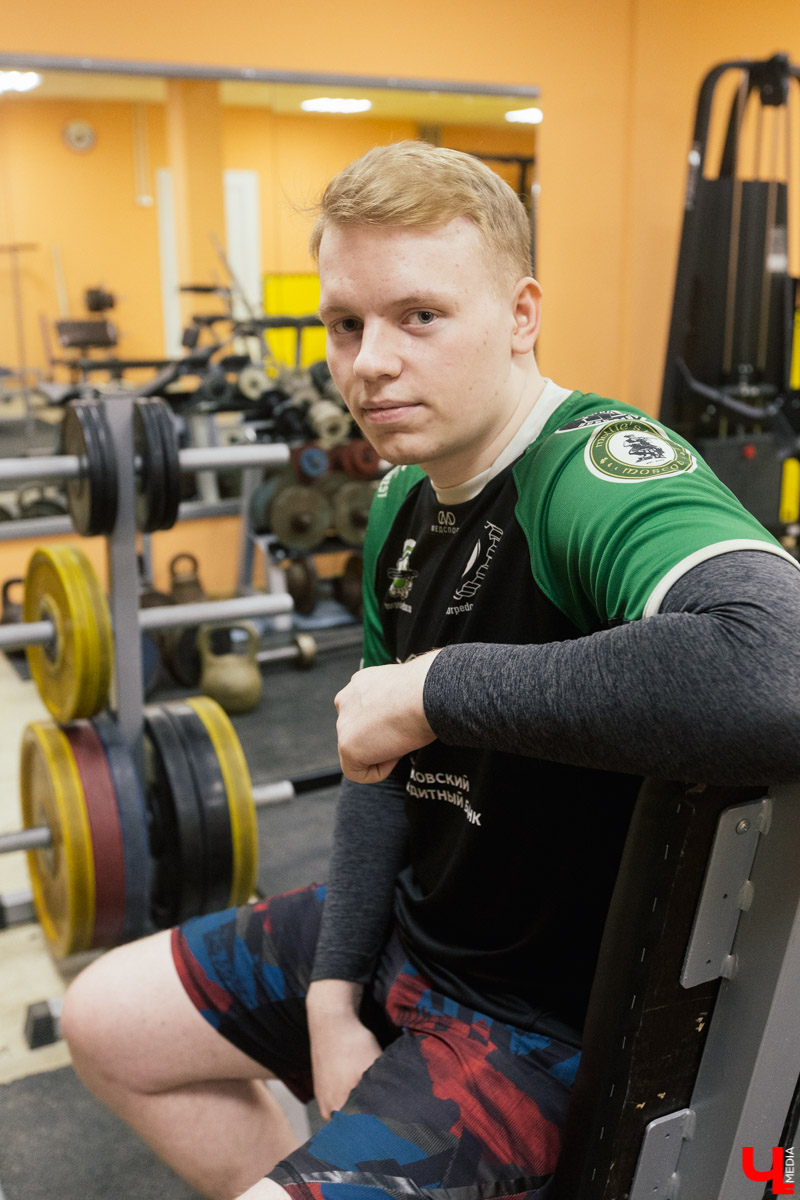 Февраль для РК «Торпедо» начался с победы. Ребята открыли московский турнир «Digitronic» красиво, а мы решили подсмотреть за их тренировками и узнать, в чем секрет успеха молодой команды