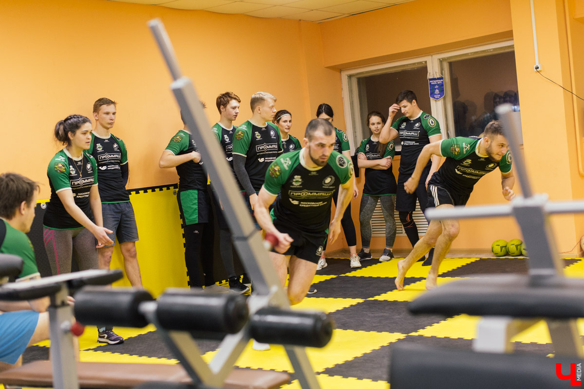 Февраль для РК «Торпедо» начался с победы. Ребята открыли московский турнир «Digitronic» красиво, а мы решили подсмотреть за их тренировками и узнать, в чем секрет успеха молодой команды