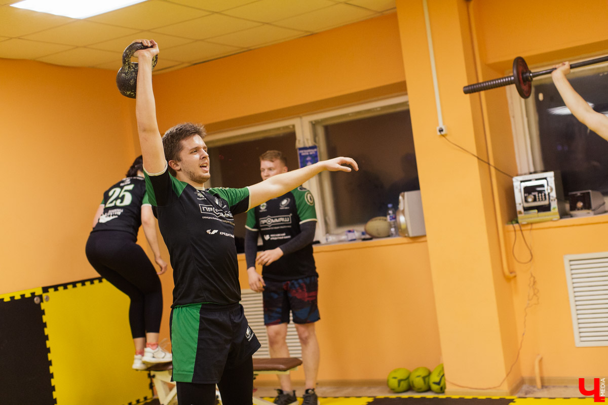 Февраль для РК «Торпедо» начался с победы. Ребята открыли московский турнир «Digitronic» красиво, а мы решили подсмотреть за их тренировками и узнать, в чем секрет успеха молодой команды