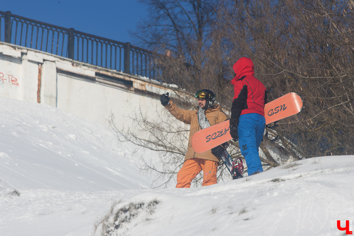 Когда живешь в таком красивом городе, то даже на горнолыжные трассы уезжать не хочется