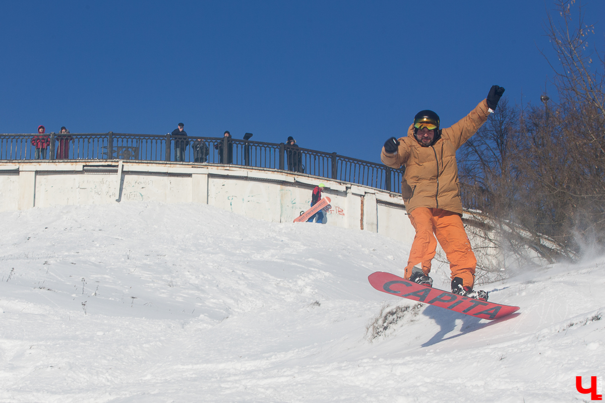 Когда живешь в таком красивом городе, то даже на горнолыжные трассы уезжать не хочется