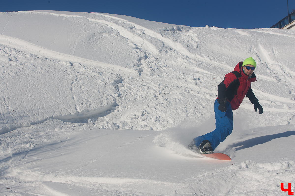 Когда живешь в таком красивом городе, то даже на горнолыжные трассы уезжать не хочется