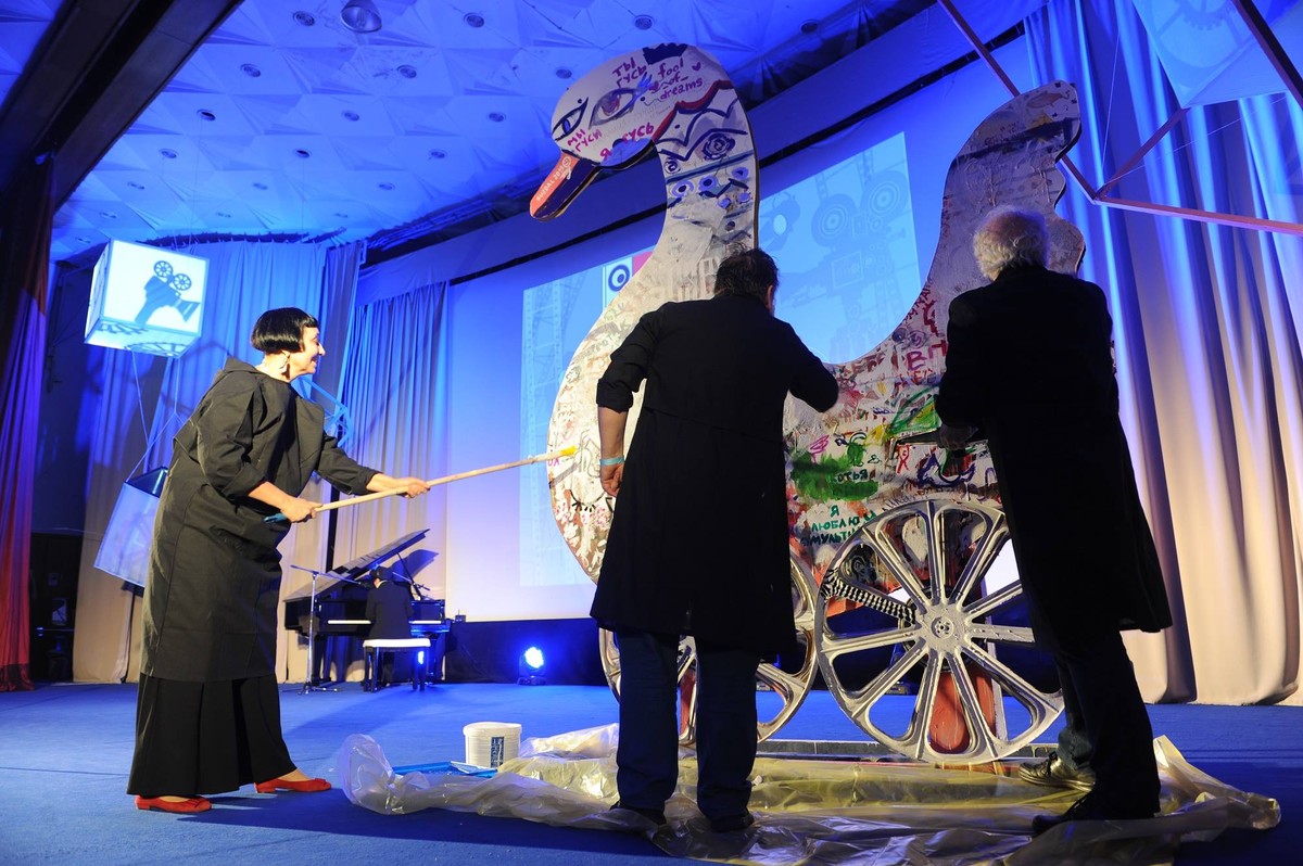 Мультики, как оказалось, развлечение не детское! Это мы узнали вместе с подробностями о списке конкурсантов-аниматоров и о программе российского фестиваля мультипликационного кино в Суздале