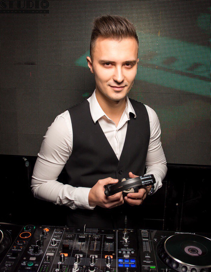 Начало февраля ознаменовалось потерей для владимирских любителей ночных тусовок. Studio провел последнюю вечеринку 31 января и после 8 лет работы закрылся. Неужели это конец эпохи классических ночных клубов?