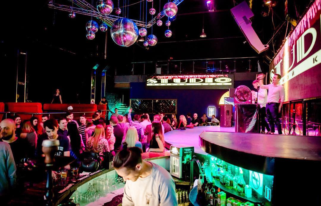 Начало февраля ознаменовалось потерей для владимирских любителей ночных тусовок. Studio провел последнюю вечеринку 31 января и после 8 лет работы закрылся. Неужели это конец эпохи классических ночных клубов?