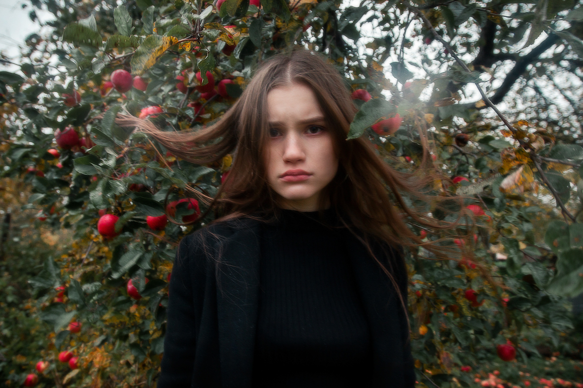 Как передать лихие N-ные в кадре стильно? Ищите ответ в истории фотографа Даши Мягкой