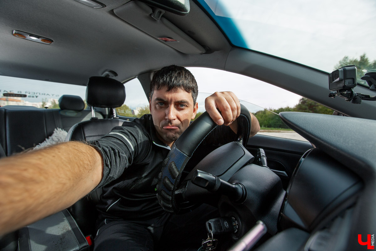 Владимирский блогер-таксист Дмитрий Шейкин в период популярности простуд, гриппа и всяких пришедших с другого континента заболеваний, вышел на борьбу с вирусами