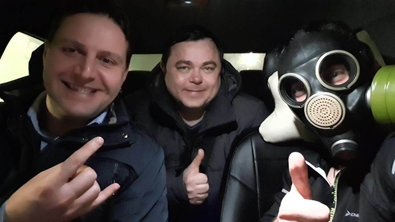 Владимирский блогер-таксист Дмитрий Шейкин в период популярности простуд, гриппа и всяких пришедших с другого континента заболеваний, вышел на борьбу с вирусами