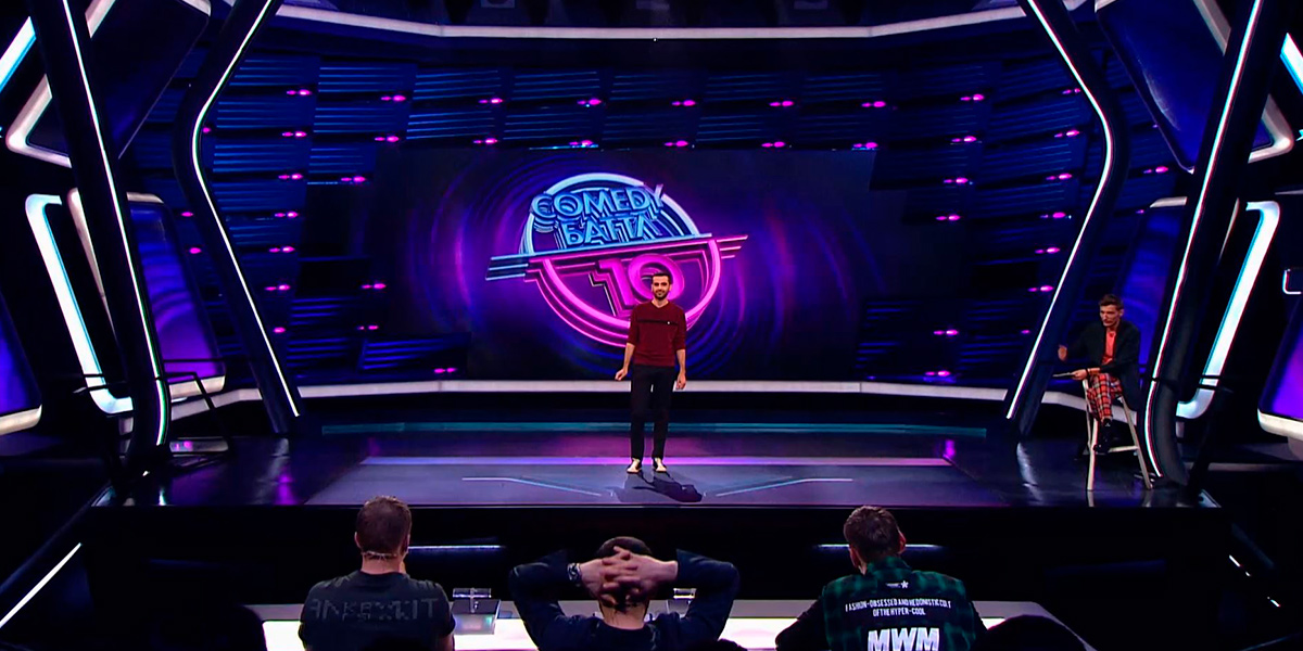 Как жюри юмористического шоу «Comedy Баттл» оценило владимирца Сархана Сафарли из «Заряда» и его очаровательное амплуа