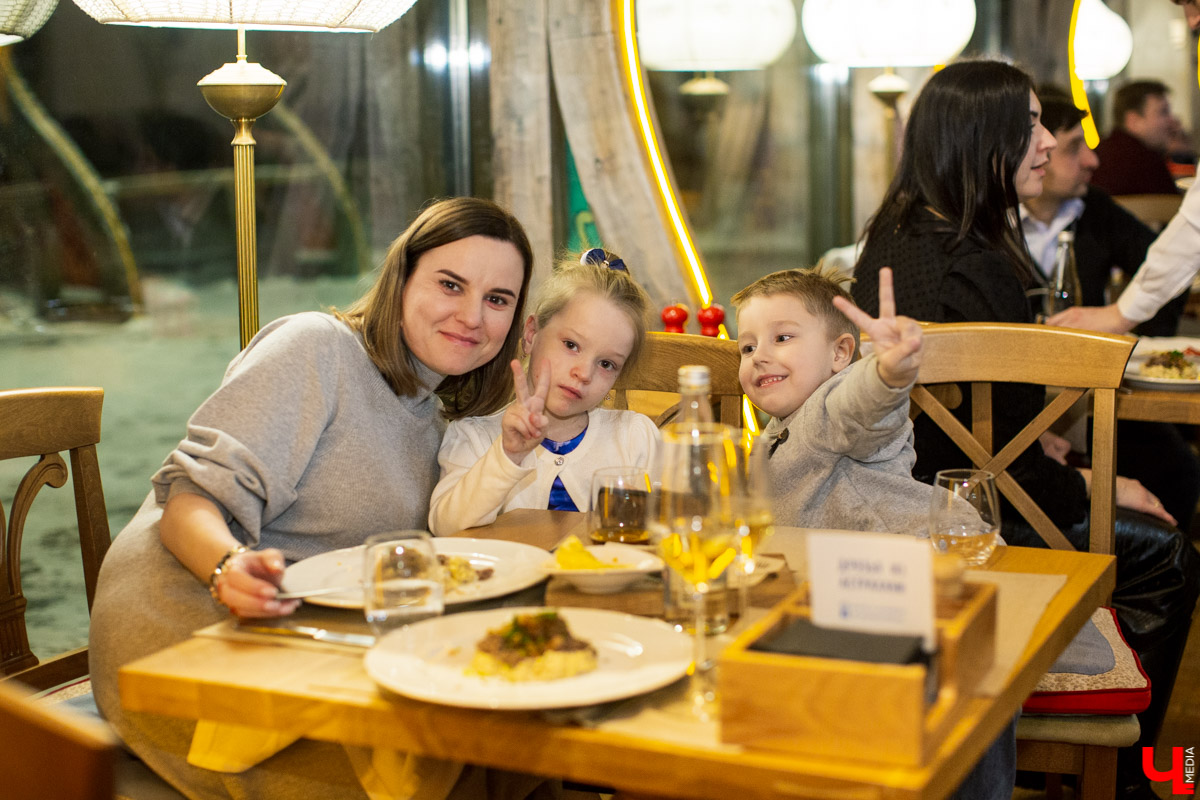 14 февраля в Суздале состоялся гала-ужин “15 дней до весны” от шефов Константина Ивлева и Юрия Ковальчука