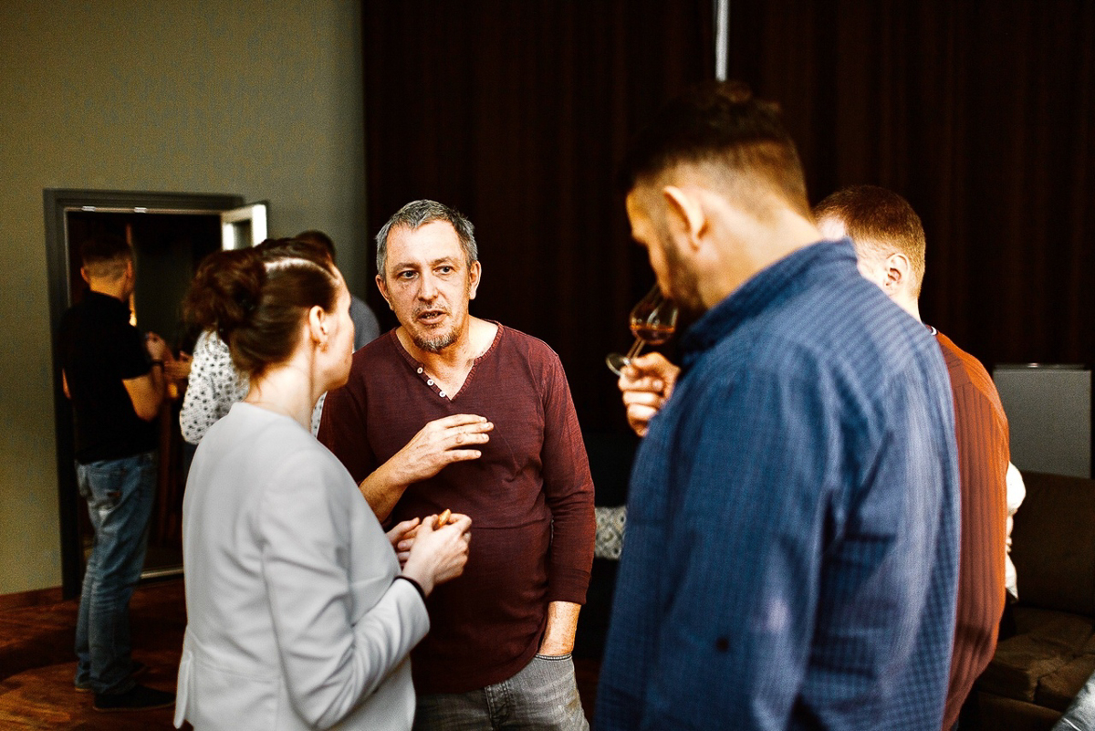 15 февраля в ДК «Grey Whale» группа «Буквы» выставила на суд публики песни из нового альбома