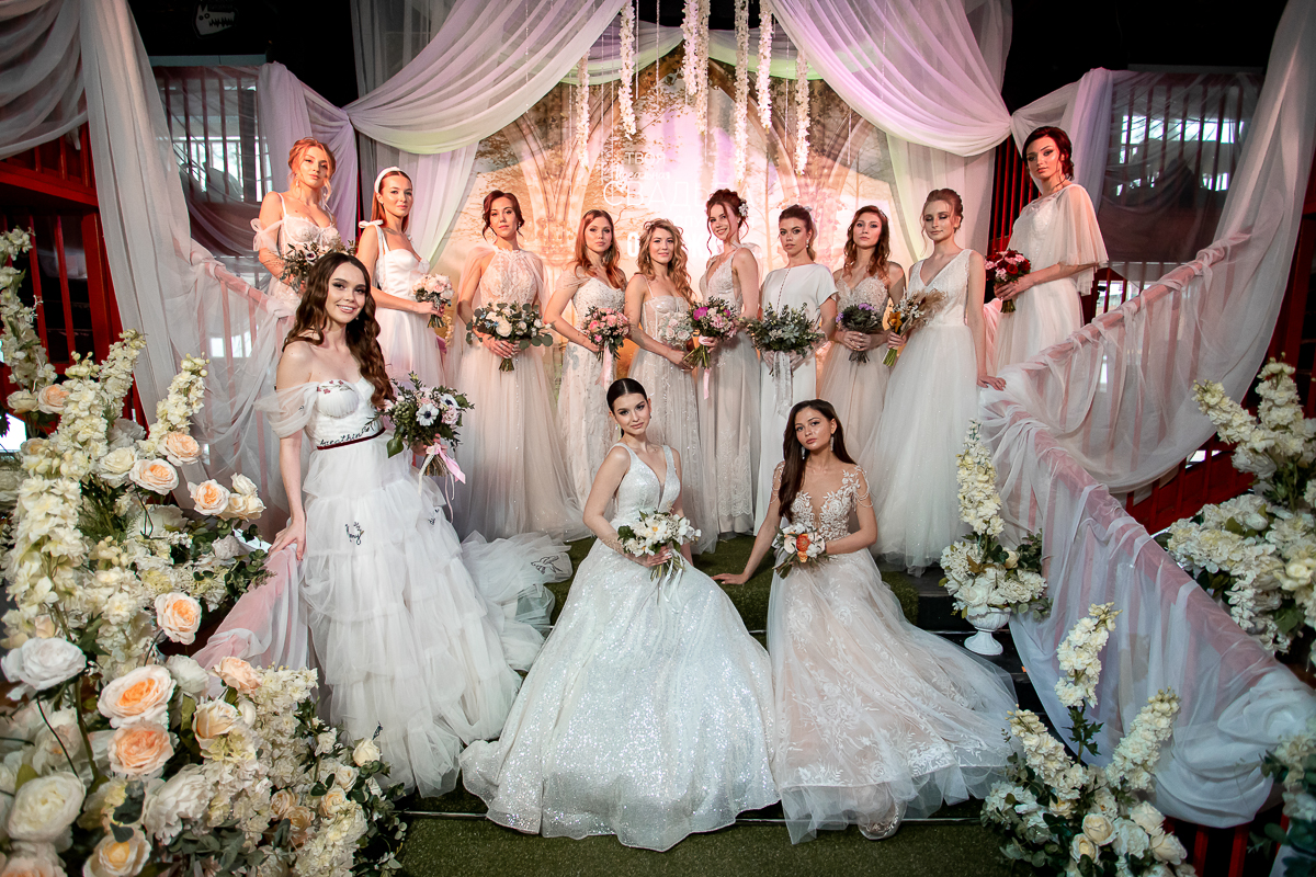 1 марта в парк-отеле «Доброград» пройдет большой «Завтрак с невестой» от журнала «Идеальная свадьба», где встретятся ключевые специалисты сферы и невесты Владимирской области, которые готовятся пережить самый заветный и волнительный день в 2020 году