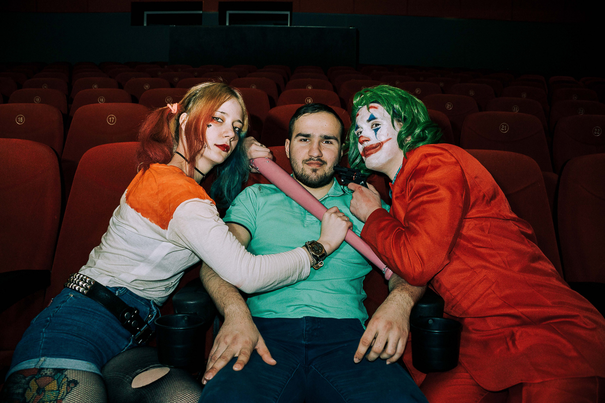 Интервью с владимирскими фотографами и моделями, работавшими над съемками по сериалу «Удивительная миссис Мейзел» и фильмом «Хищные птицы: Потрясающая история Харли Квин»