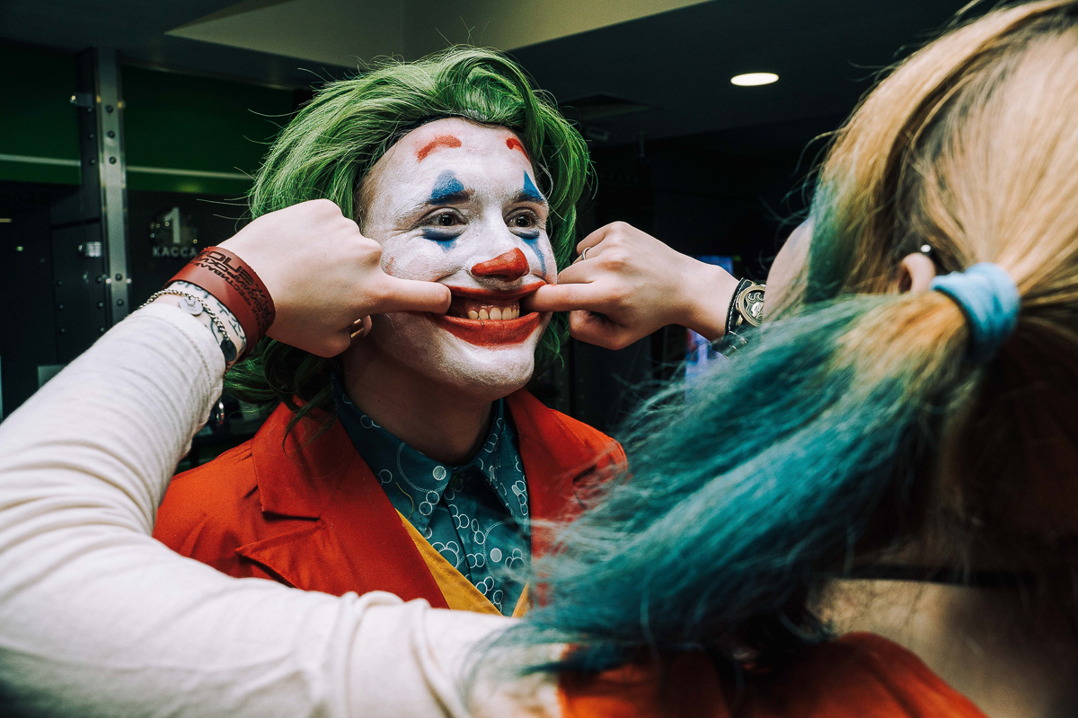 Интервью с владимирскими фотографами и моделями, работавшими над съемками по сериалу «Удивительная миссис Мейзел» и фильмом «Хищные птицы: Потрясающая история Харли Квин»