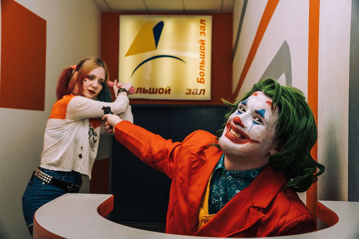 Интервью с владимирскими фотографами и моделями, работавшими над съемками по сериалу «Удивительная миссис Мейзел» и фильмом «Хищные птицы: Потрясающая история Харли Квин»