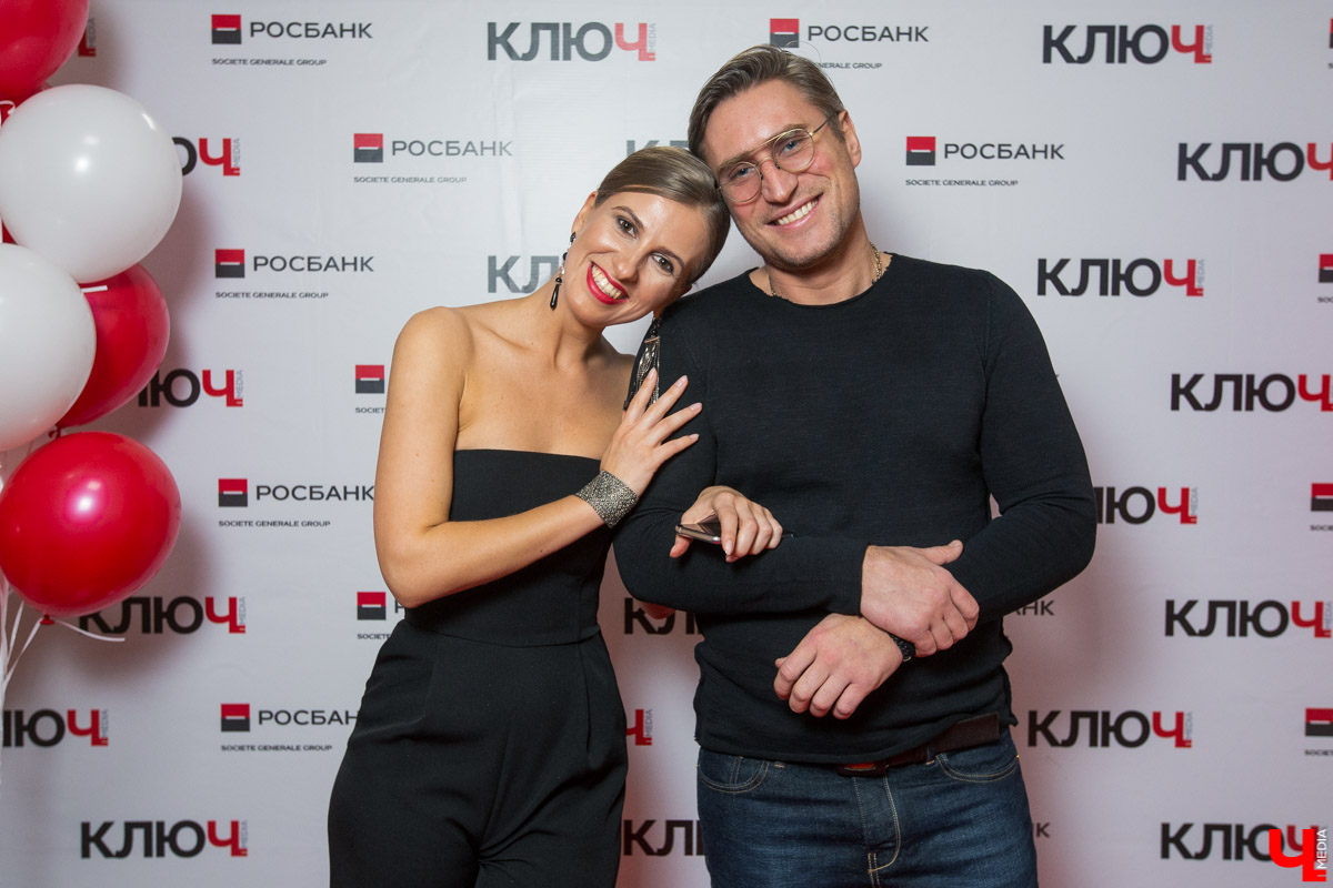 Известные музыканты, ведущие, дизайнеры, бизнесмены, актеры, блогеры. Кто из них посетил Премию «Ключ-Медиа» в этом году?