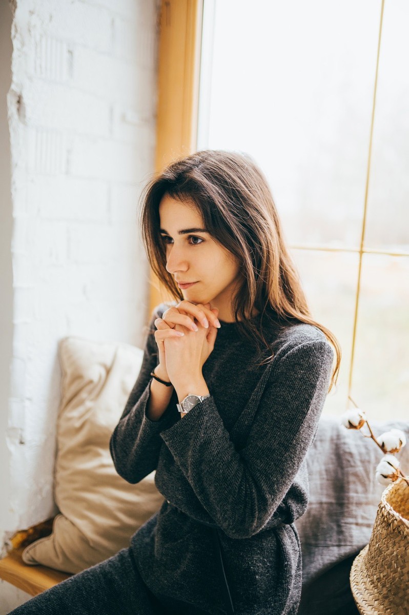 Таня Пошаталова и её нестандартные интервью о смысле жизни с артистами и психологами