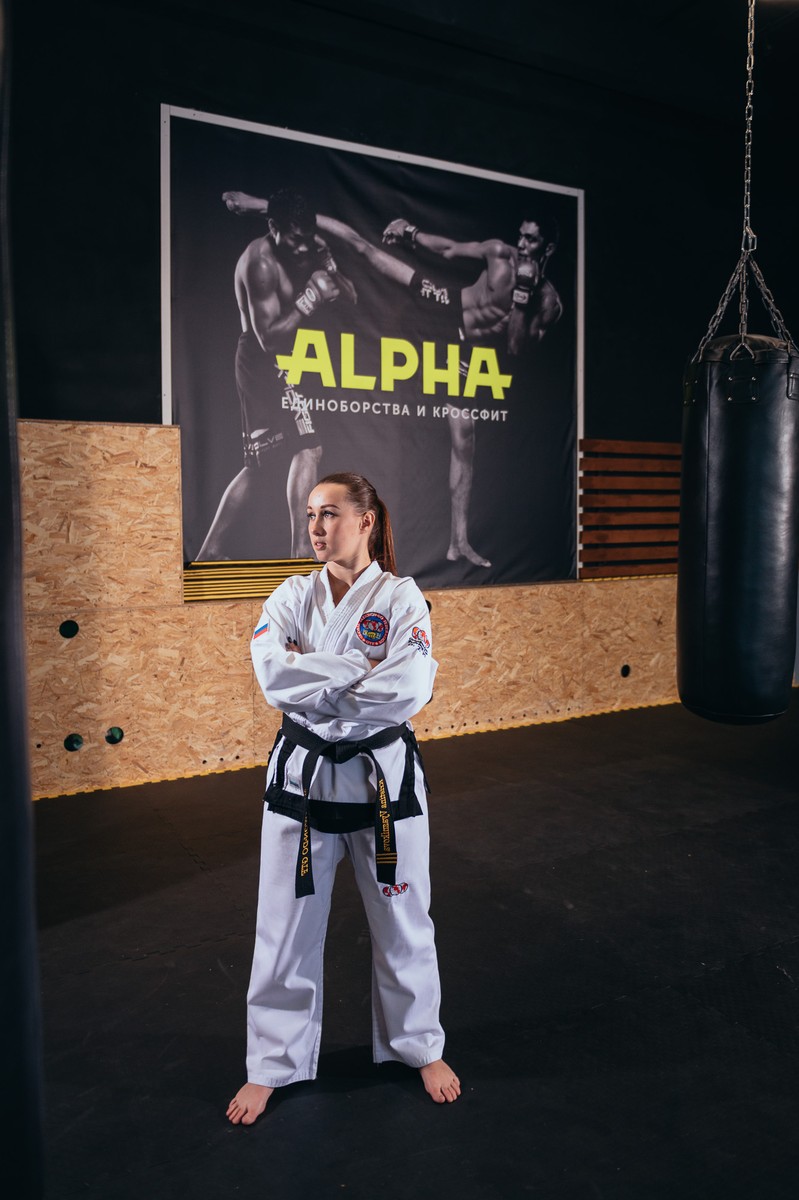 Строгая на татами, нежная дома. Президент областной федерации тхэквондо Кристина Вязникова о любимом боевом искусстве и платьях