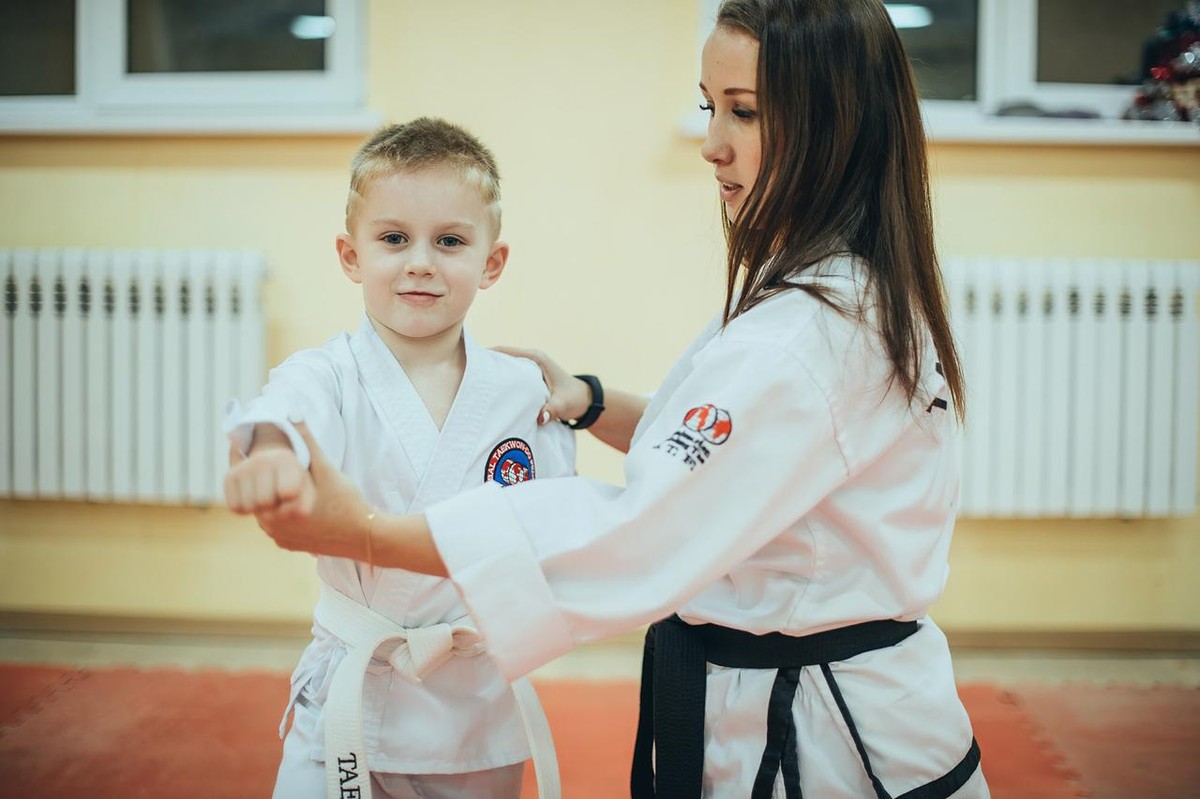 Строгая на татами, нежная дома. Президент областной федерации тхэквондо Кристина Вязникова о любимом боевом искусстве и платьях