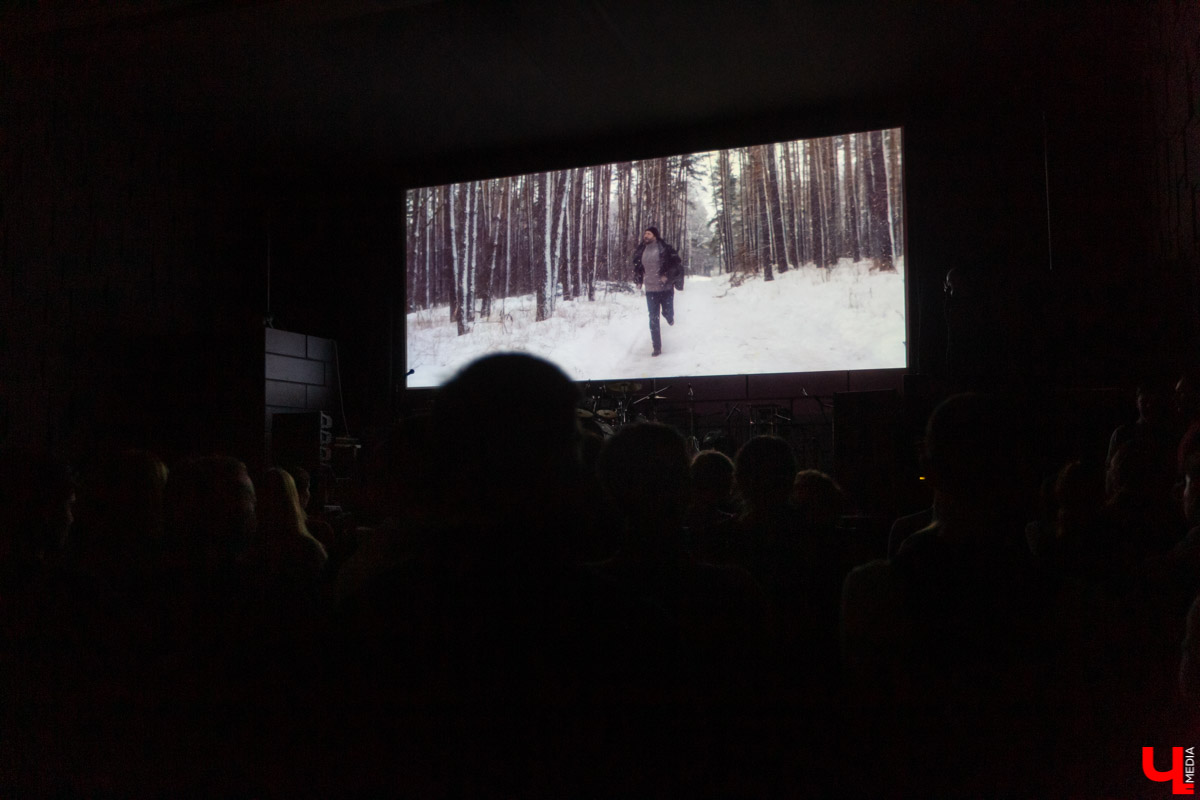 Критический постсоветский реализм в фильмах «Дурак» и «Майор» зацепил владимирцев, даже сподвиг посетить творческую встречу с Юрием Быковым на кинопоказе недавно вышедшего «Сторожа»