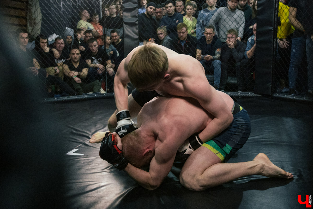 В день настоящих мужчин и для настоящих мужчин. С соревнования по пощечинам владимирские блогеры перешли на самые настоящие бои и, конечно же, засняли это все на камеру