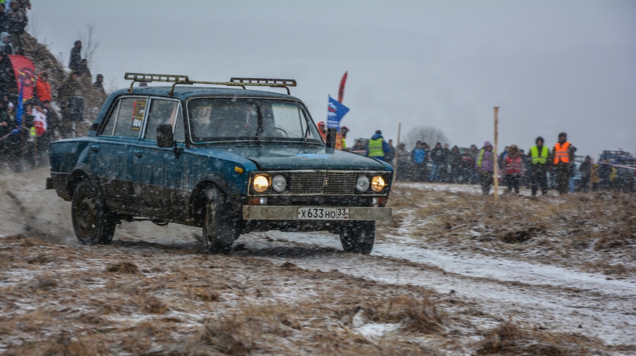 23 февраля состоялись гонки по бездорожью «Вязниковский венец». В них поучаствовали 46 экипажей