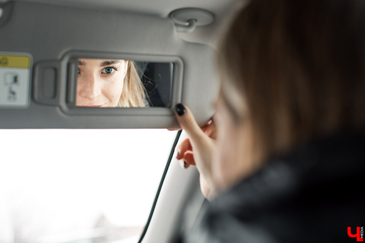 Журналист Александр Кюннап и фотограф Юлия Митина протестировали еще один автомобиль из салона «Евразия»