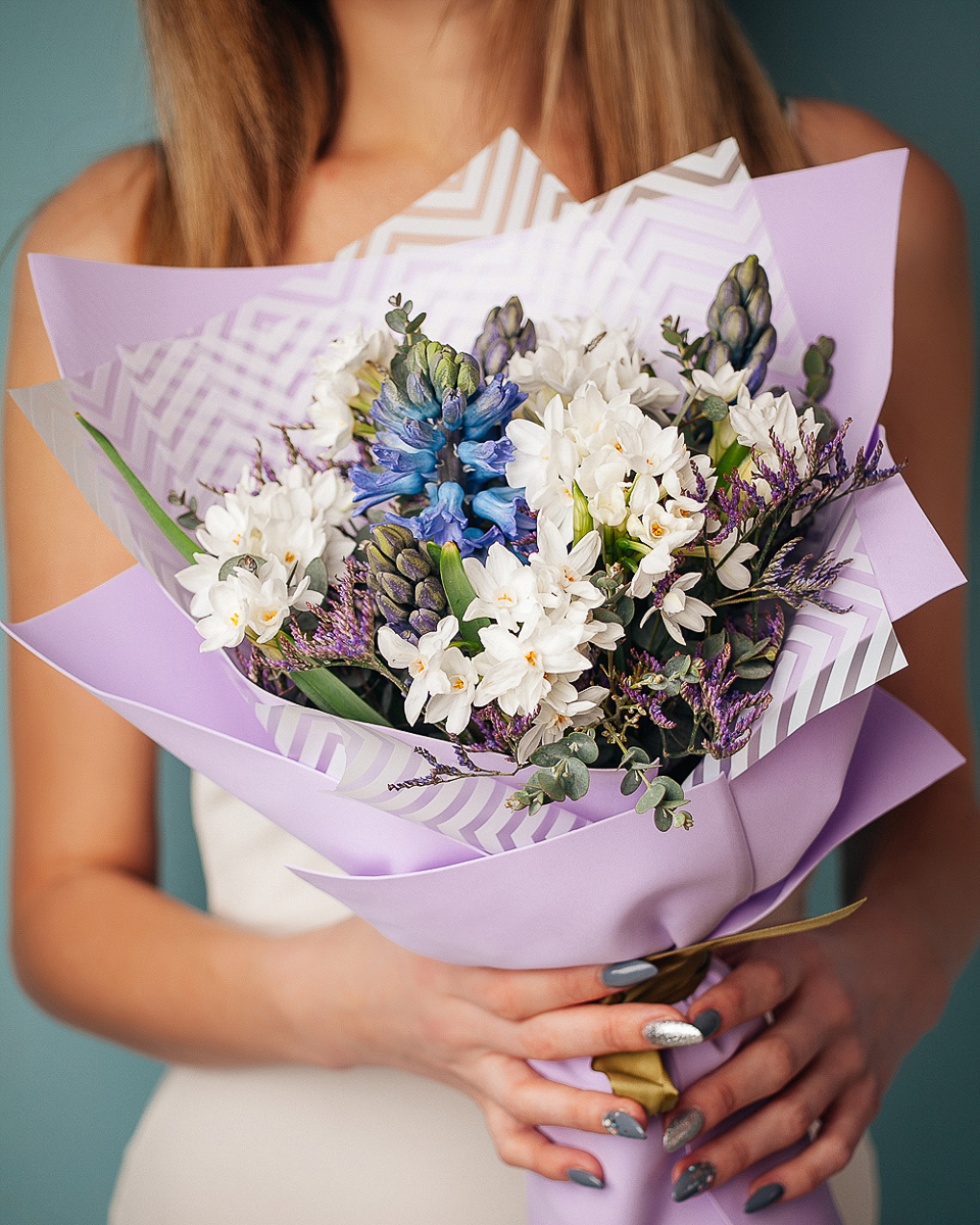 Разговор с флористами о луковичных растениях как подарках на Международный женский день