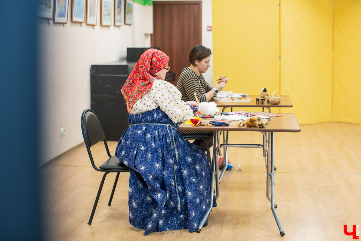 Интервью с мастерицами Анастасией Захаровой и Натальей Демидовой о куклах и играх