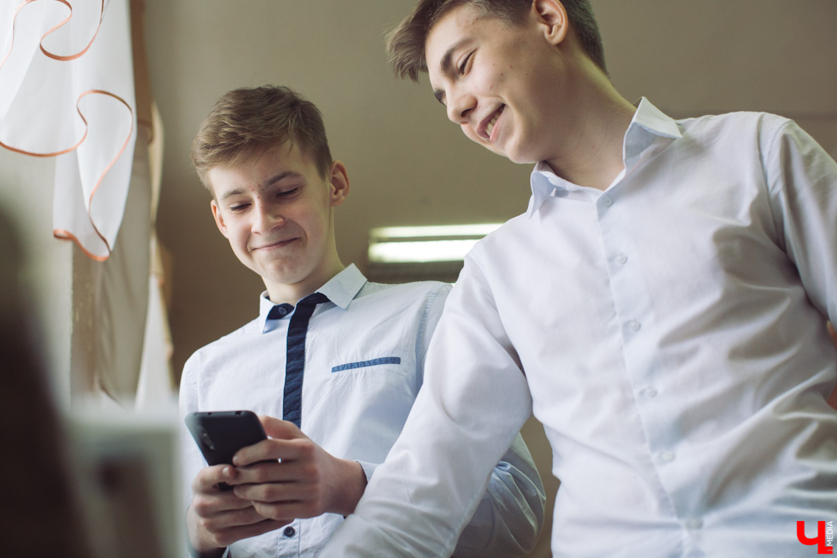 Школьники Александр Савельев и Михаил Кириллов занимаются бизнесом. Как девятиклассники зарабатывают?