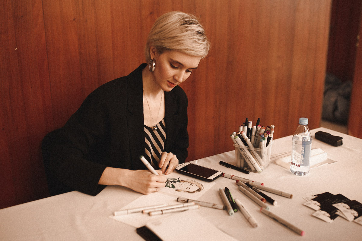 1 марта в парк-отеле Доброград вновь встретились специалисты свадебной отрасли и будущие жены Владимирской области. Мы поговорили с невестами, чтобы выяснить, какие именно вопросы, связанные с организацией церемонии, они хотят решить на “Завтраке с невестой”