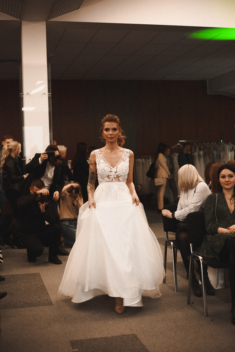 1 марта в парк-отеле Доброград вновь встретились специалисты свадебной отрасли и будущие жены Владимирской области. Мы поговорили с невестами, чтобы выяснить, какие именно вопросы, связанные с организацией церемонии, они хотят решить на “Завтраке с невестой”